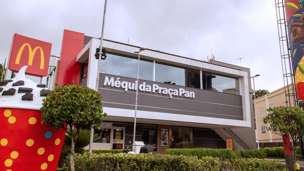 McDonald s expande nome Méqui para fachada de outras lojas em SP