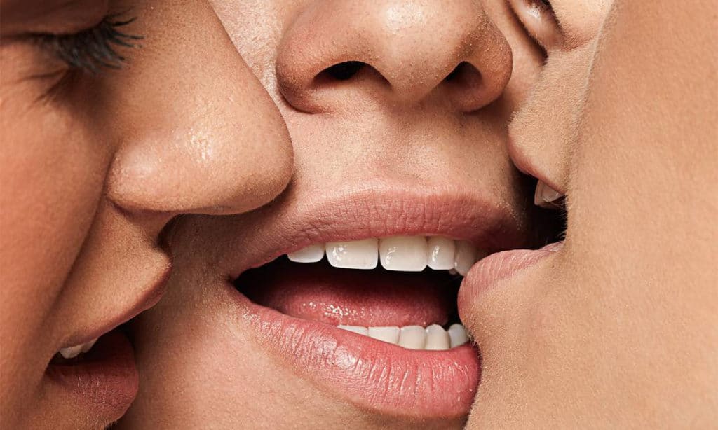 close-up-beijo-triplo-foto-instagram-blog-geek-publicitario
