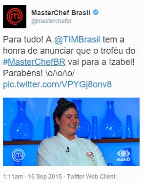Ana Paula Padrão bem que fingiu estar tuitando do smartphone, mas com o TweetDeck era possível ver que o resultado foi postado a partir da interface Web do Twitter.