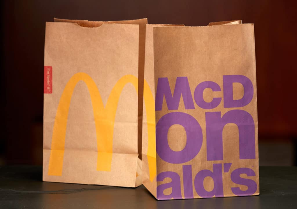novas-embalagens-mcdonalds-papel-semelhante-kraft-blog-geek-publicitario