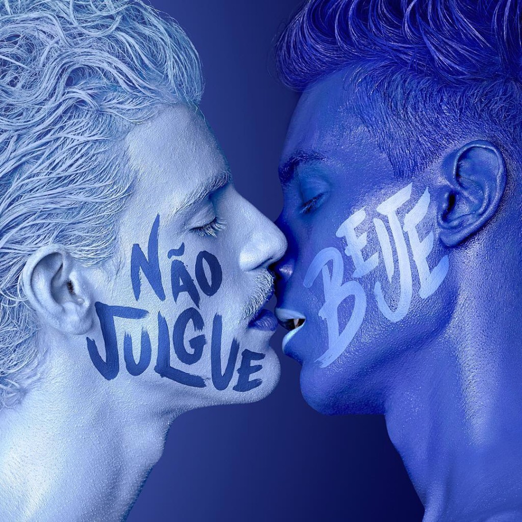 foto-close-up-dia-do-beijo-gay-azul-nao-julge-blog-gkpb