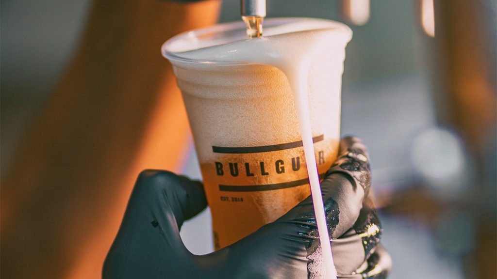 bullguer-dia-internacional-da-mulher-chopp-heineken-gratuito-geek-publicitario