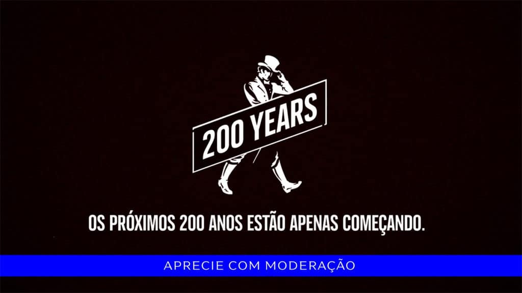 johnnie-walker-estreia-campanha-os-proximos-200-anos-so-estao-comecando-geek-publicitario