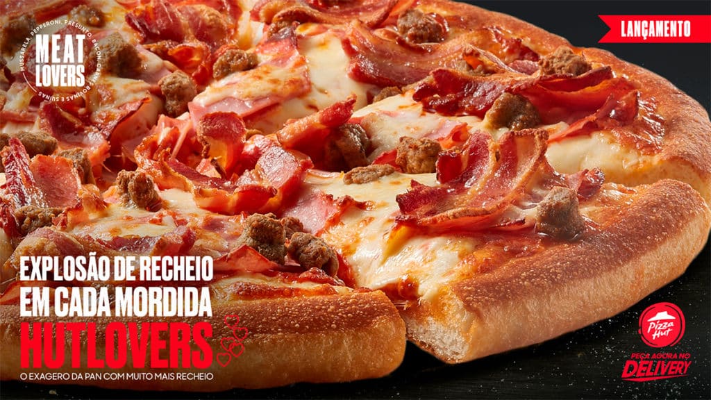 pizza-hut-lanca-nova-pizza-linha-lovers-campanha-global-aniversario-massa-pan-geek-publicitario