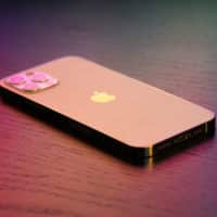 iPhone 12, modelo da Apple de uma das infrações que o Procon notificou.