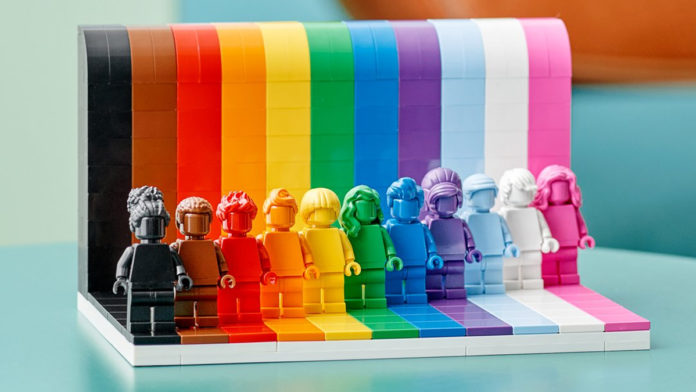 LEGO orgulho LGBTQIA+