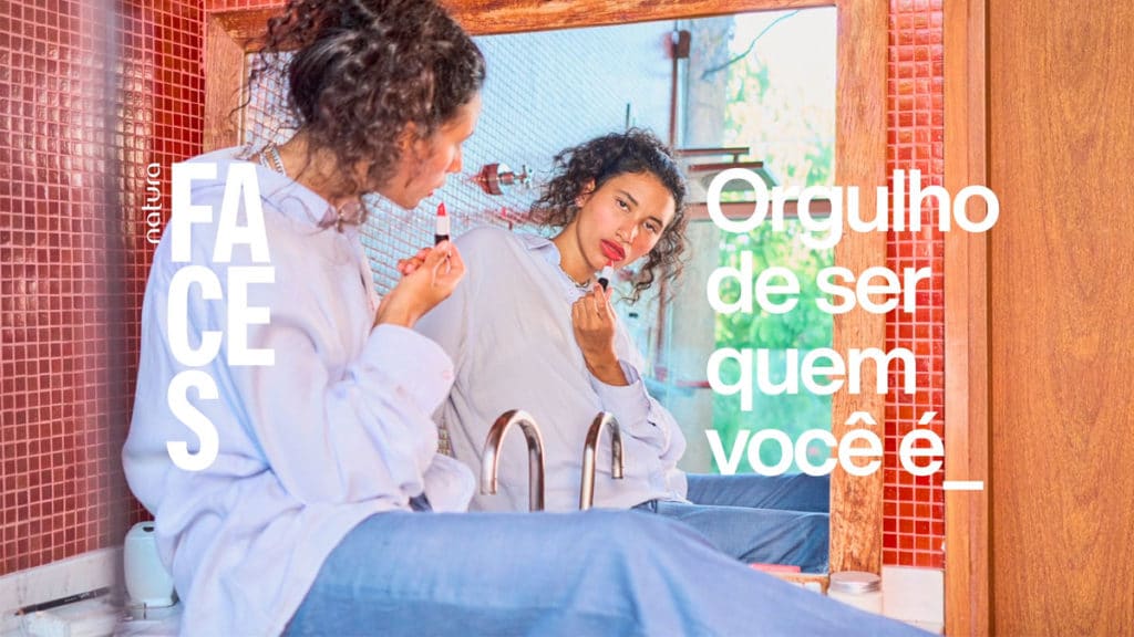 Foto de divulgação da campanha da Natura para o mês do orgulho LGBTQIA+.