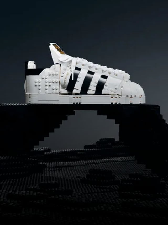 Adidas e Lego fazem releitura do modelo Superstar