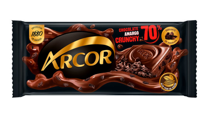 Chocolate Amargo 70% Cacau Crunchy da Arcor.