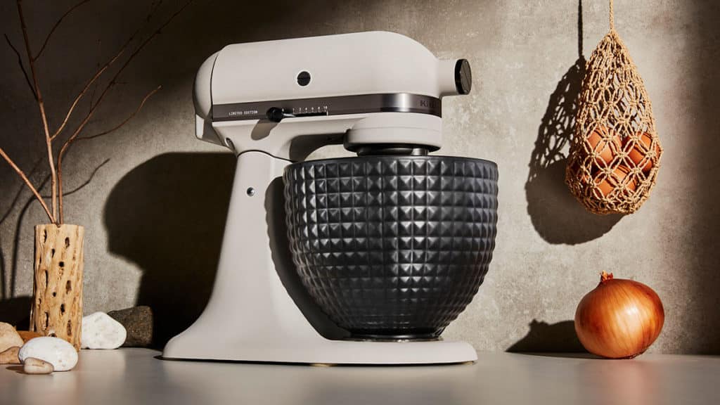 Batedeira artística da KitchenAid.