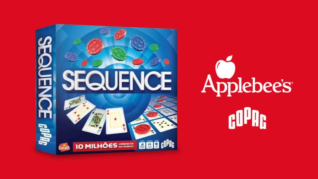 appebees-copag A foto apresenta um fundo vermelho, com o jogo Sequence na frente, e ao seu lado direito apresenta os logos do Applebee's e Copag.