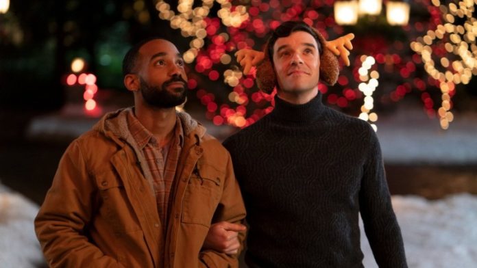 Single All the Way | Primeiro filme de Natal gay da Netflix