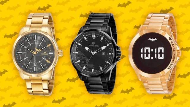 A foto apresenta três relógios da coleção da C&A e Batman.