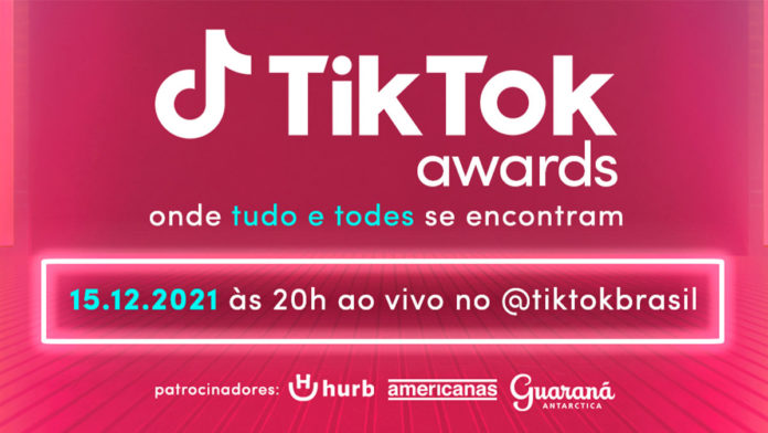 A foto apresenta o banner do TikTok Awards, premiação da rede social.