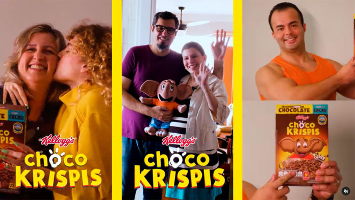 A foto apresenta os fãs nostálgicos de Choco Krispis recebendo o cereal.
