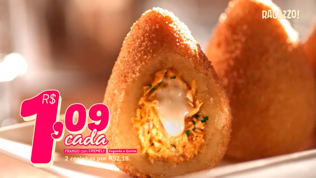 ragazzo-o-dobro-voltou A foto apresenta várias coxinhas da campanha do Ragazzo "O Dobro Voltou".