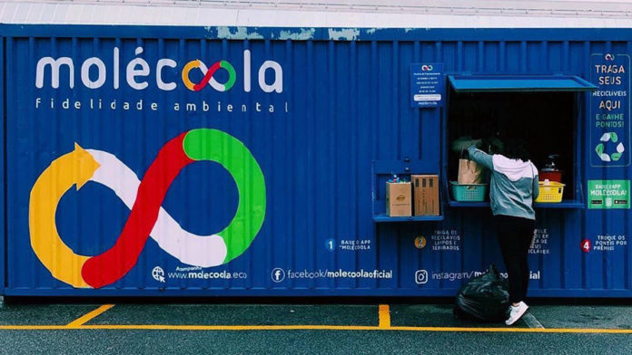A foto apresenta o Molécoola, nova parceria para reciclagem de embalagens da PepsiCo.