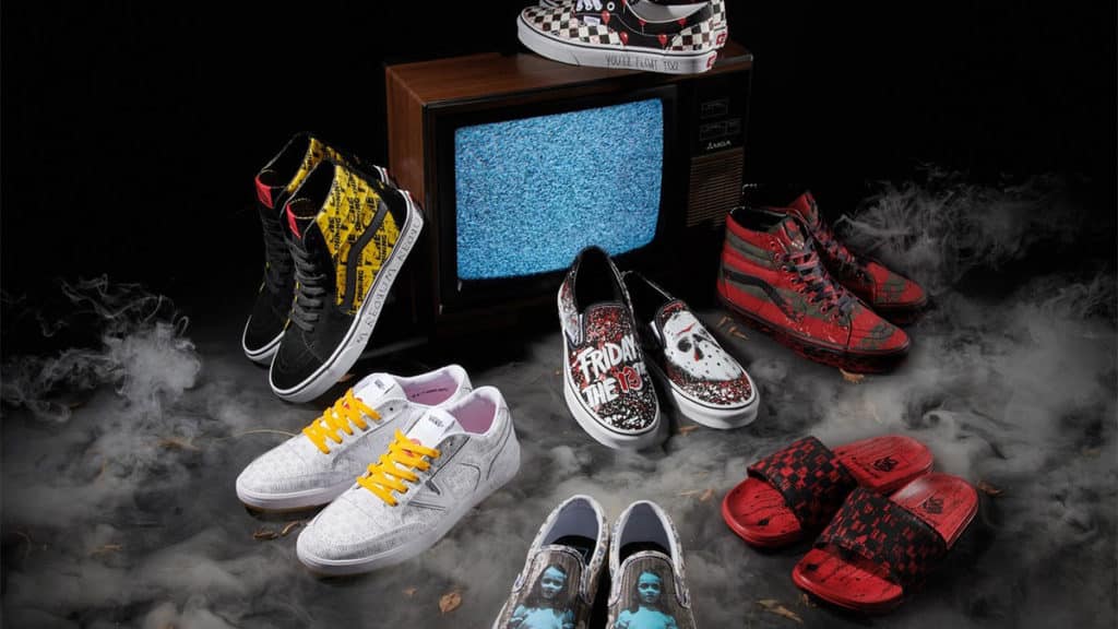 A foto apresenta os novos tênis da coleção de filmes de terror da Vans.