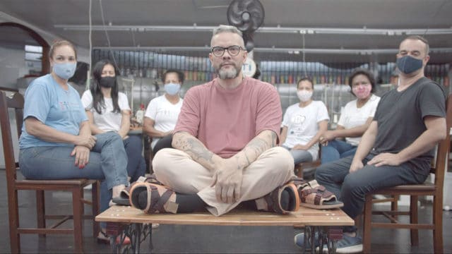 A foto apresenta o Ronaldo Silvestre, do Instituto ITI, usando a nova Rider.