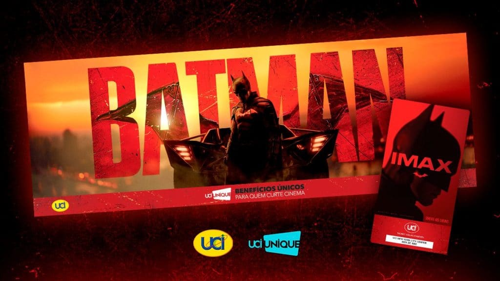 A foto apresenta o mega pôster de The Batman.