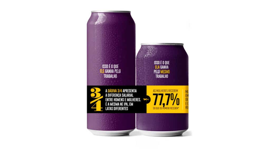 A foto apresenta o novo rótulo da cervejaria Dádiva, que mostra a desigualdade salarial entre homens e mulheres.