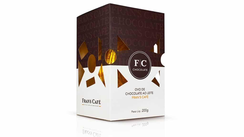 A foto apresenta o novo ovo de Páscoa do Fran's Café.