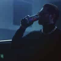 Alok lança clipe de Headlights em parceria com TNT Energy Drink