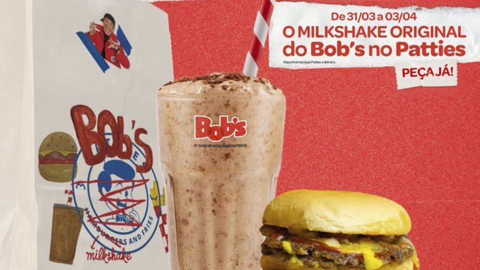 Combo do sanduíche do Patties com o Milk Shake do Bob's ao lado da embalagem conjunta das marcas