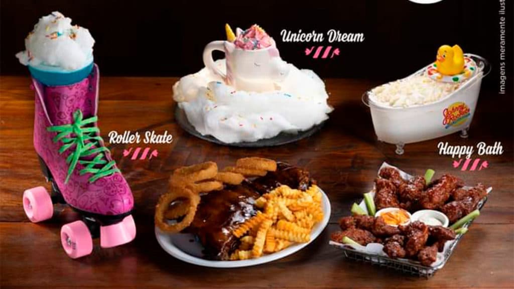 A foto apresenta o novo cardápio com drinks inusitados da Johnny Rockets.