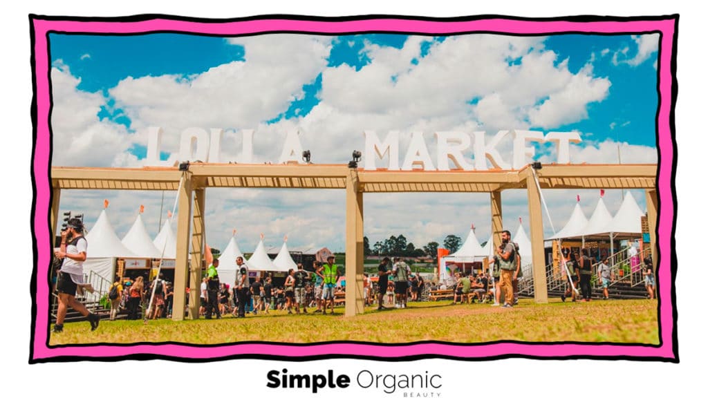 A foto apresenta o Lolla Market, que a Simple Organic.