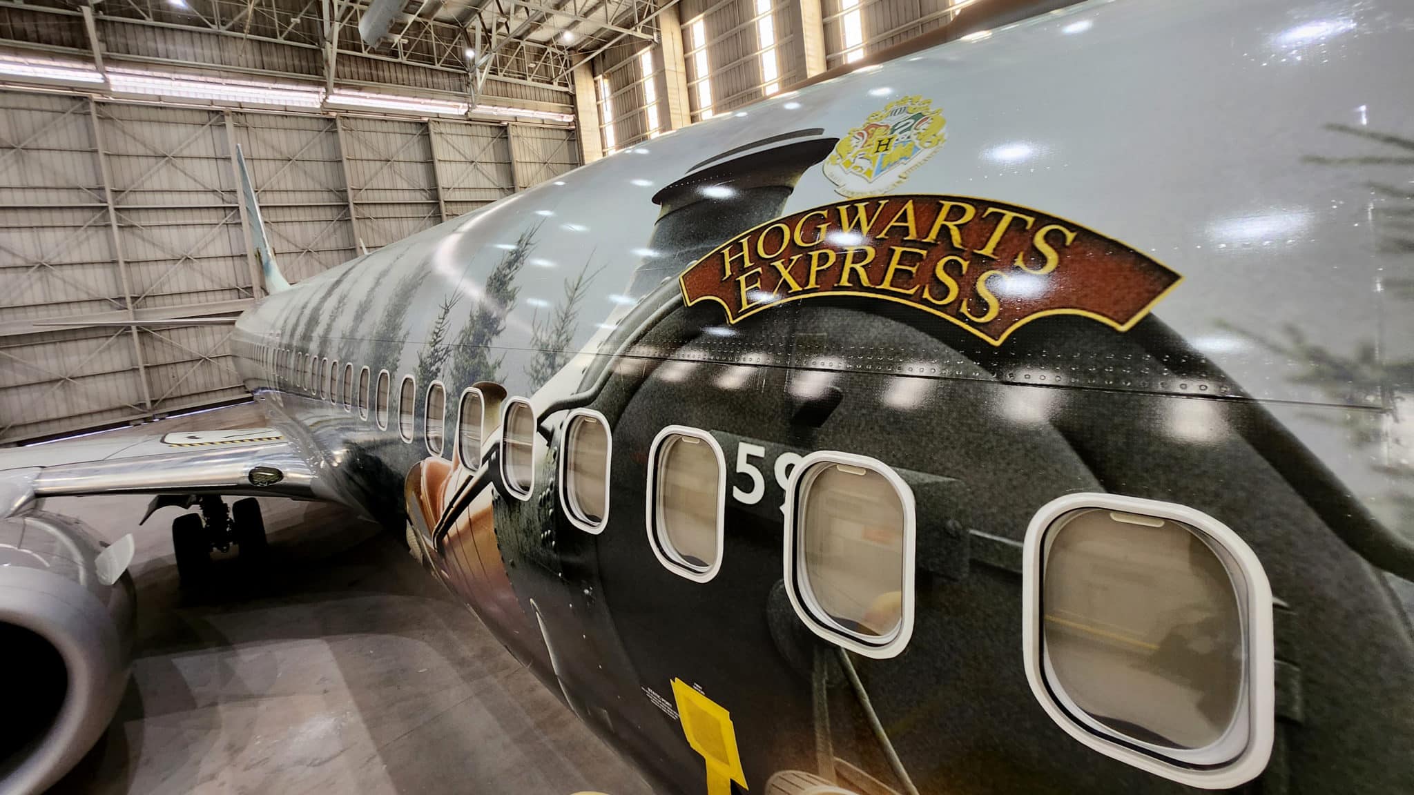 Gol apresenta avião do Harry Potter em parceria com Universal
