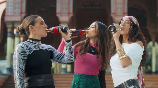Kind-of-magic-coca
