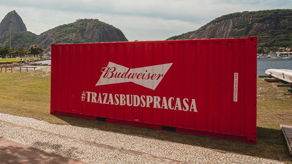 Coca-Cola traz latas de promessas para o Hexa - GKPB - Geek Publicitário