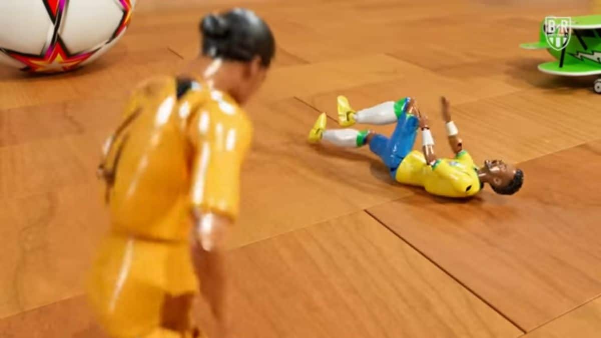 KYLIAN MBAPPÉ  Figurinhas da copa, Futebol, Desenho toy story