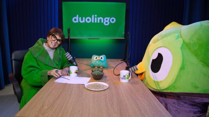 Duolingo e Marcia Sensitiva revelam a Melhor Simpatia de Ano Novo para 2023