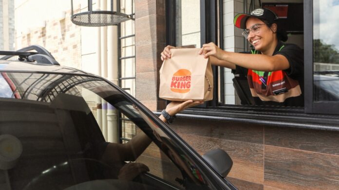 Burger King cria Hora do BK Drive com descontos exclusivos