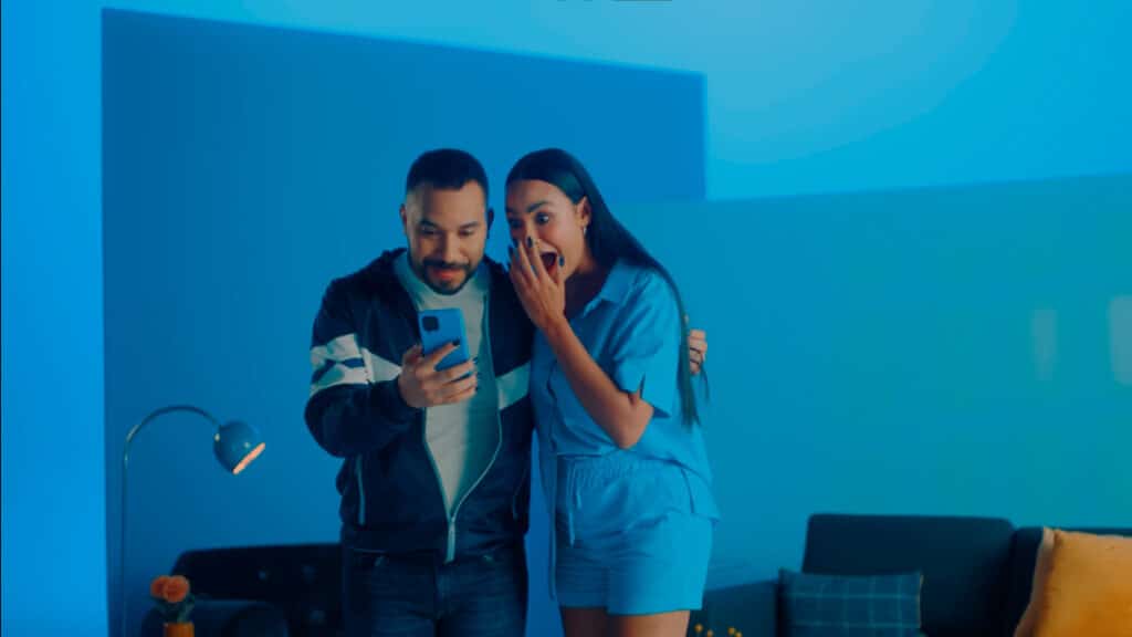 gkpb-gil-sarah-mercado-livre-mercado-pago Mercado Pago e Mercado Livre se unem em nova campanha com Gil e Sarah