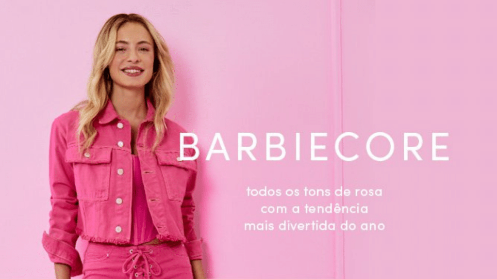 Renner utiliza tendência Barbiecore em nova coleção
