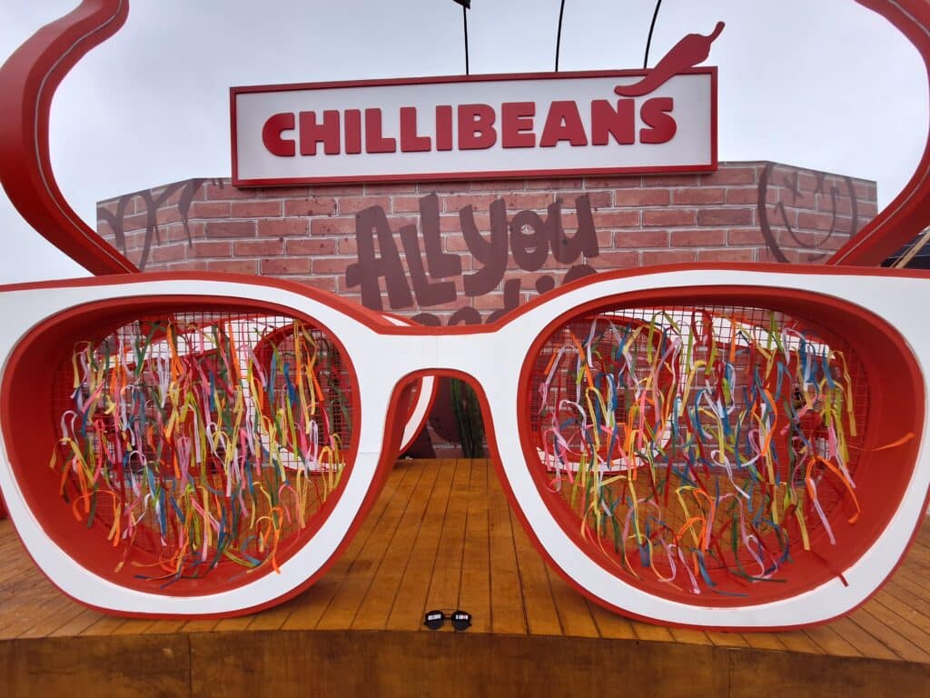 Chilli Beans promove o amor no The Town 2023