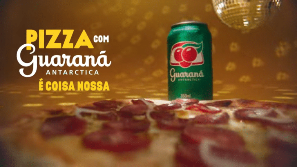Guaraná-antarctica-pizza Guaraná Antarctica usa clássico da MPB em declaração de amor para pizza