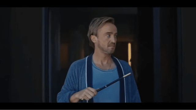 Tom Felton revive seus dias de magia em comercial do Uber Eats Austrália