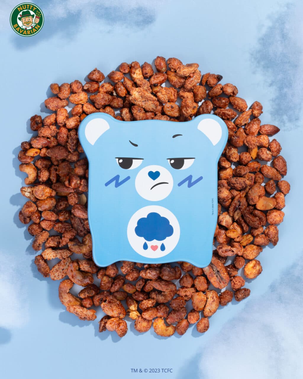 Nutty Bavarian traz embalagens e lunchbox dos Ursinhos Carinhosos