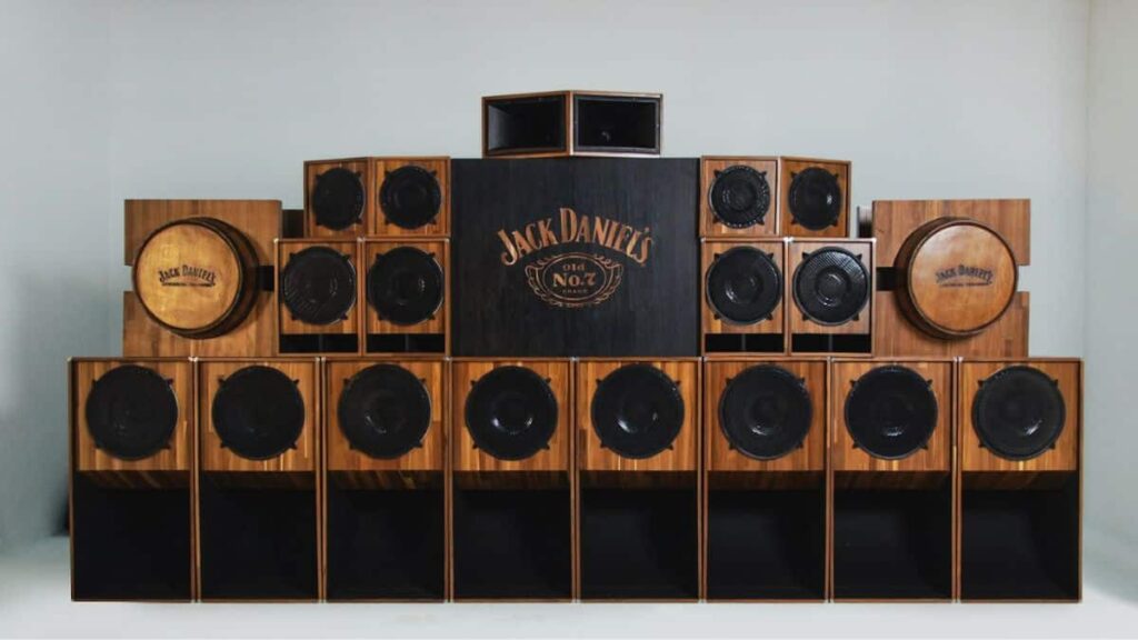 Paredão de Jack: Jack Daniel's cria "paredão" inspirado em barris de whiskey