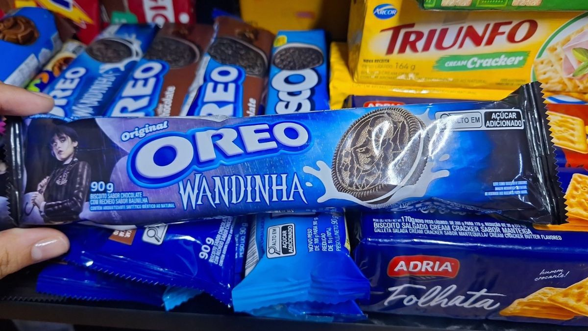 Oreo apresenta biscoitos de Wandinha em edição limitada