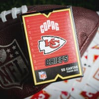 Atual campeão do Super Bowl, o Kansas City Chiefs tem a sua versão do baralho da NFL