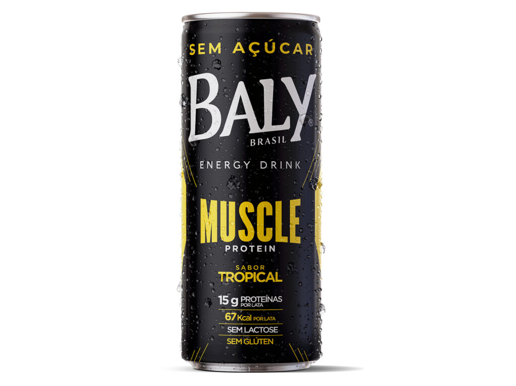 Lata de Baly Muscle Protein, um energético proteico sabor tropical, com informações sobre ingredientes e benefícios visíveis na embalagem.