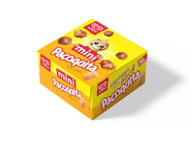 Caixinha do sorvete Mini Paçoquita da Kibon, com embalagem colorida e design alegre, destacando o nome do produto e ilustrações de doces.