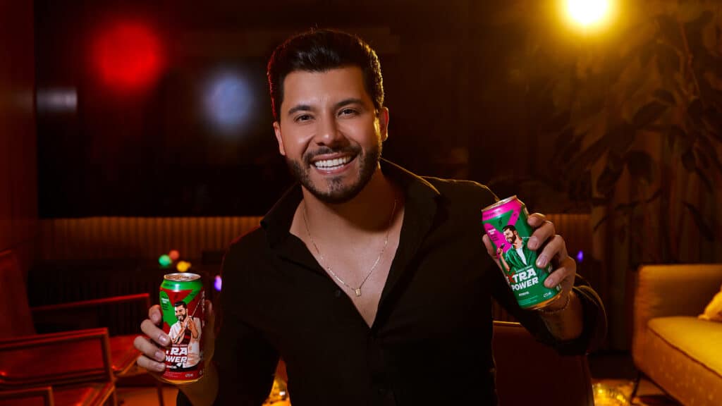 murilo-huff-latas-energetico-extra-power