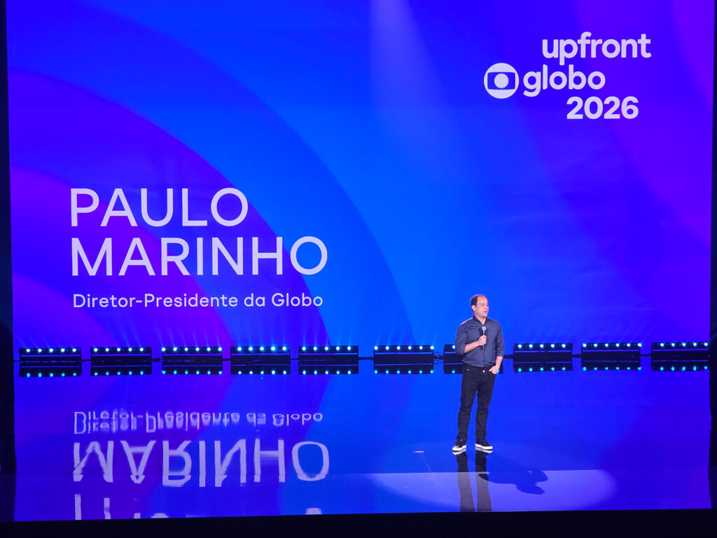 Paulo Marinho, Diretor-Presidente da Globo, apresentando novidades durante o evento Upfront 2026.