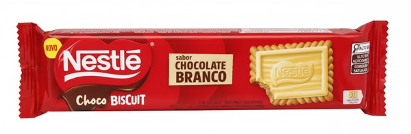 Embalagem de biscoito de chocolate Nestlé com sabor de chocolate branco e uma mordida em um biscoito.
